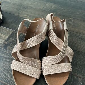 Nine West Tan Criss-Cross Sandals